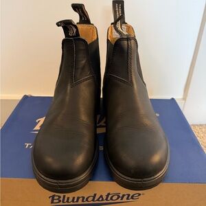 Blundstones Chelsea Boots Women’s Classics #558